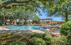 2506 Durango Ridge Drive, Bedford, TX 76021