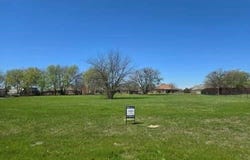 13033 Willow Crossing Drive, Fort Worth, TX 76052