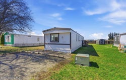 10657 N Benoit St, Hayden, ID 83835