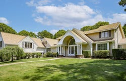 98 Bunker Hill Road, Osterville, MA 02655