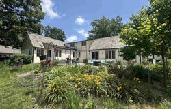 355 N LAKEVIEW Drive, Salem, IL 62881
