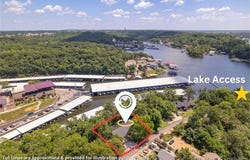 84 Arrowhead Beach Road, Lake Ozark, MO 65049