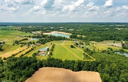 Seville Road, Lodi, OH 44254