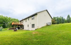 10525 Voight Road, Fall Creek, WI 54742