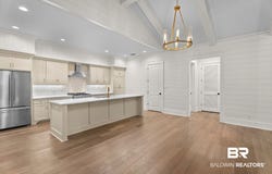 104 Sadie Ln, Fairhope, AL 36532