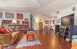 310 PITNEY LN, Junction City, OR 97448