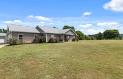 120 Corum Ln, Lexington, AL 35648