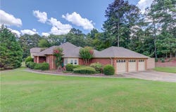 5270 Skidaway Drive, Alpharetta, GA 30022