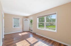 2719 Randolph Street, Waterloo, IA 50702