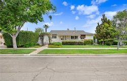 927 Alta Loma Drive, Corona, CA 92882