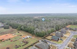 4351 Berryhill Rd, Pace, FL 32571