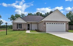 8143 MYRTLEWOOD Drive, Greenwood, LA 71033