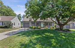 4935 Juniper Street, Roeland Park, KS 66205