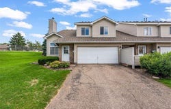 7771 Hemingway Avenue S, Cottage Grove, MN 55016
