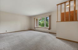 6954 S 109th St, Franklin, WI 53132