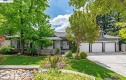 215 Arthur Ct, Danville, CA 94526