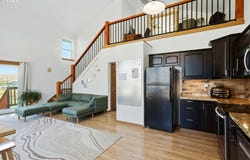 505 SW FOURTH ST, Grass Valley, OR 97029