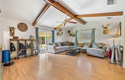 809 S 24th Street, Kingsville, TX 78363