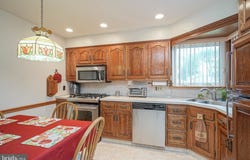 522 CLOVERDALE ROAD, BLACKWOOD, NJ 08012