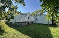 1409 N VAN BUREN, Marion, IL 62959