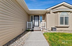 431 Mallard Ave, Mountain Home, ID 83647