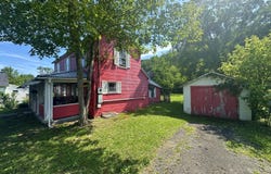 696 Tuckahoe Rd, White Sulphur Springs, WV 24986