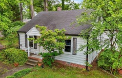 1105 Hawthorne Lane, Burlington, NC 27215