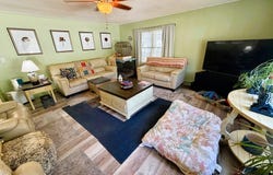 811 Cedar St., Georgetown, SC 29440