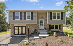 1165 STELLAR DRIVE, MOUNT JOY, PA 17552