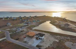 10 Westpointe Drive, ROCKPORT, TX 78382