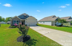 4374 Riverton Loop, Denver, NC 28037
