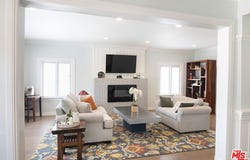 895 S Bronson Ave, Los Angeles, CA 90005