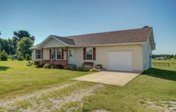 780 Wiseman Road, Marshfield, MO 65706