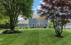 70 Huntsbridge Rd, North Attleboro, MA 02760