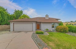 2566 Grandview Drive, Clarkston, WA 99403