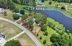 179 Forest Hills Drive, Douglas, GA 31535