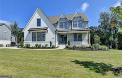 8305 Beryl Overlook, Gainesville, GA 30506