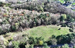 5920 PLEASANT VALLEY Road, Brighton Twp, MI 48116