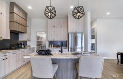 525 Canyon Mist Dr, Twin Falls, ID 83301