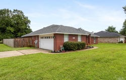 4818 Laurel Oak Dr, Pace, FL 32571