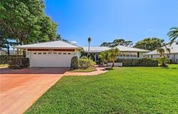 3011 SE Fairway W, Stuart, FL 34997