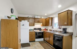 101 W MARKET STREET, WILLIAMSTOWN, PA 17098