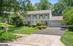 3523 MAJESTIC PINE LN, FAIRFAX, VA 22033