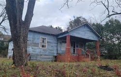 1058 EMERY Highway, Macon, GA 31217