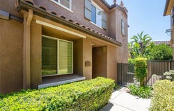 19324 Opal Lane, Saugus, CA 91350