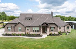 105 Aslan Road, Poolville, TX 76487