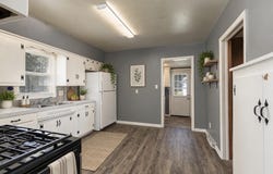 727 N Fremont Avenue, Springfield, MO 65802