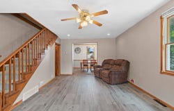 3018 Parkridge Avenue, Marinette, WI 54143