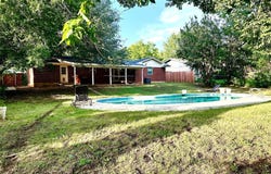 1602 England Road, Arlington, TX 76013