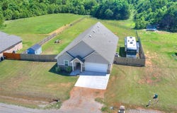 5461 Grassland Drive, Guthrie, OK 73044